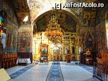 P13 [SEP-2011] Naosul bisericii domnești de la Mănăstirea Negru Vodă din Câmpulung Muscel