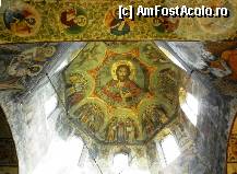 P18 [SEP-2011] Mănăstirea Negru Vodă din Câmpulung Muscel:Iisus Pantocrator veghează din înaltul cupolei centrale a bisericii domnești
