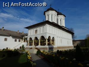 [P07] Biserica „Sf. Nicolae” (1677) - Mănăstirea Aninoasa, Argeș.  » foto by tata123 🔱
 - 
<span class="allrVoted glyphicon glyphicon-heart hidden" id="av1026200"></span>
<a class="m-l-10 hidden" id="sv1026200" onclick="voting_Foto_DelVot(,1026200,21248)" role="button">șterge vot <span class="glyphicon glyphicon-remove"></span></a>
<a id="v91026200" class=" c-red"  onclick="voting_Foto_SetVot(1026200)" role="button"><span class="glyphicon glyphicon-heart-empty"></span> <b>LIKE</b> = Votează poza</a> <img class="hidden"  id="f1026200W9" src="/imagini/loader.gif" border="0" /><span class="AjErrMes hidden" id="e1026200ErM"></span>