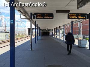 [P05] Solna, Gara de tren » foto by mprofeanu
 - 
<span class="allrVoted glyphicon glyphicon-heart hidden" id="av1485866"></span>
<a class="m-l-10 hidden" id="sv1485866" onclick="voting_Foto_DelVot(,1485866,21249)" role="button">șterge vot <span class="glyphicon glyphicon-remove"></span></a>
<a id="v91485866" class=" c-red"  onclick="voting_Foto_SetVot(1485866)" role="button"><span class="glyphicon glyphicon-heart-empty"></span> <b>LIKE</b> = Votează poza</a> <img class="hidden"  id="f1485866W9" src="/imagini/loader.gif" border="0" /><span class="AjErrMes hidden" id="e1485866ErM"></span>
