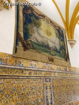 [P27] tapiterii diin una din sali » foto by aurora56
 - 
<span class="allrVoted glyphicon glyphicon-heart hidden" id="av1507771"></span>
<a class="m-l-10 hidden" id="sv1507771" onclick="voting_Foto_DelVot(,1507771,21289)" role="button">șterge vot <span class="glyphicon glyphicon-remove"></span></a>
<a id="v91507771" class=" c-red"  onclick="voting_Foto_SetVot(1507771)" role="button"><span class="glyphicon glyphicon-heart-empty"></span> <b>LIKE</b> = Votează poza</a> <img class="hidden"  id="f1507771W9" src="/imagini/loader.gif" border="0" /><span class="AjErrMes hidden" id="e1507771ErM"></span>