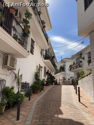 [P32] Pueblo Benalmadena » foto by aurora56
 - 
<span class="allrVoted glyphicon glyphicon-heart hidden" id="av1509162"></span>
<a class="m-l-10 hidden" id="sv1509162" onclick="voting_Foto_DelVot(,1509162,21289)" role="button">șterge vot <span class="glyphicon glyphicon-remove"></span></a>
<a id="v91509162" class=" c-red"  onclick="voting_Foto_SetVot(1509162)" role="button"><span class="glyphicon glyphicon-heart-empty"></span> <b>LIKE</b> = Votează poza</a> <img class="hidden"  id="f1509162W9" src="/imagini/loader.gif" border="0" /><span class="AjErrMes hidden" id="e1509162ErM"></span>