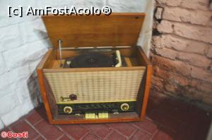 [P29] Un radio cu pick-up, de la jumătatea secolului trecut » foto by Costi
 - 
<span class="allrVoted glyphicon glyphicon-heart hidden" id="av1094347"></span>
<a class="m-l-10 hidden" id="sv1094347" onclick="voting_Foto_DelVot(,1094347,21373)" role="button">șterge vot <span class="glyphicon glyphicon-remove"></span></a>
<a id="v91094347" class=" c-red"  onclick="voting_Foto_SetVot(1094347)" role="button"><span class="glyphicon glyphicon-heart-empty"></span> <b>LIKE</b> = Votează poza</a> <img class="hidden"  id="f1094347W9" src="/imagini/loader.gif" border="0" /><span class="AjErrMes hidden" id="e1094347ErM"></span>