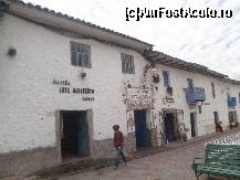 [P05] galerii de arta din piata San Blas » foto by grecudoina
 - 
<span class="allrVoted glyphicon glyphicon-heart hidden" id="av399677"></span>
<a class="m-l-10 hidden" id="sv399677" onclick="voting_Foto_DelVot(,399677,21384)" role="button">șterge vot <span class="glyphicon glyphicon-remove"></span></a>
<a id="v9399677" class=" c-red"  onclick="voting_Foto_SetVot(399677)" role="button"><span class="glyphicon glyphicon-heart-empty"></span> <b>LIKE</b> = Votează poza</a> <img class="hidden"  id="f399677W9" src="/imagini/loader.gif" border="0" /><span class="AjErrMes hidden" id="e399677ErM"></span>