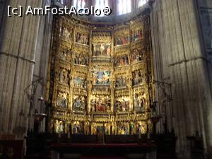 P20 [MAY-2018] Altarul superb cu scene din viața lui Isus. -catedrala San Salvador. 