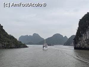 [P22] Ha Long Bay » foto by crismis
 - 
<span class="allrVoted glyphicon glyphicon-heart hidden" id="av1548388"></span>
<a class="m-l-10 hidden" id="sv1548388" onclick="voting_Foto_DelVot(,1548388,21495)" role="button">șterge vot <span class="glyphicon glyphicon-remove"></span></a>
<a id="v91548388" class=" c-red"  onclick="voting_Foto_SetVot(1548388)" role="button"><span class="glyphicon glyphicon-heart-empty"></span> <b>LIKE</b> = Votează poza</a> <img class="hidden"  id="f1548388W9" src="/imagini/loader.gif" border="0" /><span class="AjErrMes hidden" id="e1548388ErM"></span>
