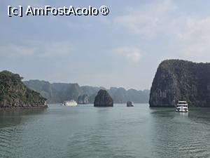 [P51] Ha Long Bay » foto by crismis
 - 
<span class="allrVoted glyphicon glyphicon-heart hidden" id="av1548417"></span>
<a class="m-l-10 hidden" id="sv1548417" onclick="voting_Foto_DelVot(,1548417,21495)" role="button">șterge vot <span class="glyphicon glyphicon-remove"></span></a>
<a id="v91548417" class=" c-red"  onclick="voting_Foto_SetVot(1548417)" role="button"><span class="glyphicon glyphicon-heart-empty"></span> <b>LIKE</b> = Votează poza</a> <img class="hidden"  id="f1548417W9" src="/imagini/loader.gif" border="0" /><span class="AjErrMes hidden" id="e1548417ErM"></span>