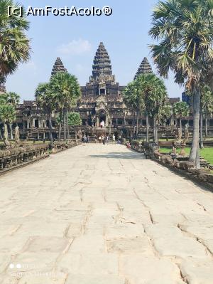 P04 [FEB-2023] Angkor Wat , aproape de intrarea in templu