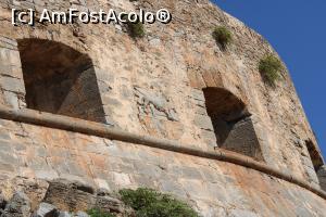 [P48] Creta, Insula Spinalonga, Semibastionul Moceniga/Barbariga și simbolul venețian, am urcat pe niște stânci în dreapta potecii pentru a-l poza... » foto by mprofeanu
 - 
<span class="allrVoted glyphicon glyphicon-heart hidden" id="av1278885"></span>
<a class="m-l-10 hidden" id="sv1278885" onclick="voting_Foto_DelVot(,1278885,21562)" role="button">șterge vot <span class="glyphicon glyphicon-remove"></span></a>
<a id="v91278885" class=" c-red"  onclick="voting_Foto_SetVot(1278885)" role="button"><span class="glyphicon glyphicon-heart-empty"></span> <b>LIKE</b> = Votează poza</a> <img class="hidden"  id="f1278885W9" src="/imagini/loader.gif" border="0" /><span class="AjErrMes hidden" id="e1278885ErM"></span>