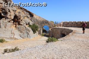 [P52] Creta, Insula Spinalonga, Semibastionul Moceniga/Barbariga » foto by mprofeanu
 - 
<span class="allrVoted glyphicon glyphicon-heart hidden" id="av1278889"></span>
<a class="m-l-10 hidden" id="sv1278889" onclick="voting_Foto_DelVot(,1278889,21562)" role="button">șterge vot <span class="glyphicon glyphicon-remove"></span></a>
<a id="v91278889" class=" c-red"  onclick="voting_Foto_SetVot(1278889)" role="button"><span class="glyphicon glyphicon-heart-empty"></span> <b>LIKE</b> = Votează poza</a> <img class="hidden"  id="f1278889W9" src="/imagini/loader.gif" border="0" /><span class="AjErrMes hidden" id="e1278889ErM"></span>