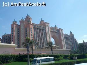 [P03] Hotel Atlantis Dubai » foto by Camita
 - 
<span class="allrVoted glyphicon glyphicon-heart hidden" id="av1196900"></span>
<a class="m-l-10 hidden" id="sv1196900" onclick="voting_Foto_DelVot(,1196900,21594)" role="button">șterge vot <span class="glyphicon glyphicon-remove"></span></a>
<a id="v91196900" class=" c-red"  onclick="voting_Foto_SetVot(1196900)" role="button"><span class="glyphicon glyphicon-heart-empty"></span> <b>LIKE</b> = Votează poza</a> <img class="hidden"  id="f1196900W9" src="/imagini/loader.gif" border="0" /><span class="AjErrMes hidden" id="e1196900ErM"></span>