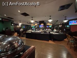 [P30] Hotel Jumeira Rotana,barul Boston » foto by AZE
 - 
<span class="allrVoted glyphicon glyphicon-heart hidden" id="av1476419"></span>
<a class="m-l-10 hidden" id="sv1476419" onclick="voting_Foto_DelVot(,1476419,21612)" role="button">șterge vot <span class="glyphicon glyphicon-remove"></span></a>
<a id="v91476419" class=" c-red"  onclick="voting_Foto_SetVot(1476419)" role="button"><span class="glyphicon glyphicon-heart-empty"></span> <b>LIKE</b> = Votează poza</a> <img class="hidden"  id="f1476419W9" src="/imagini/loader.gif" border="0" /><span class="AjErrMes hidden" id="e1476419ErM"></span>