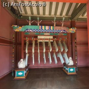 [P35] Banghyangul este un instrument cu 16 placi de fier, care desi au acceasi dimensiune, au grosimi diferite, prin lovire scotand diferite tonuri, cu cat placile sunt mai subtiri, tonul e mai jos, iar placile groase scot tonuri inalte. » foto by geani anto
 - 
<span class="allrVoted glyphicon glyphicon-heart hidden" id="av1518134"></span>
<a class="m-l-10 hidden" id="sv1518134" onclick="voting_Foto_DelVot(,1518134,21685)" role="button">șterge vot <span class="glyphicon glyphicon-remove"></span></a>
<a id="v91518134" class=" c-red"  onclick="voting_Foto_SetVot(1518134)" role="button"><span class="glyphicon glyphicon-heart-empty"></span> <b>LIKE</b> = Votează poza</a> <img class="hidden"  id="f1518134W9" src="/imagini/loader.gif" border="0" /><span class="AjErrMes hidden" id="e1518134ErM"></span>