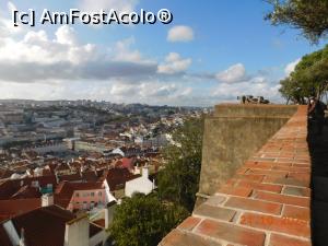 P13 [OCT-2020] De pe zidurile  Castelului São Jorge