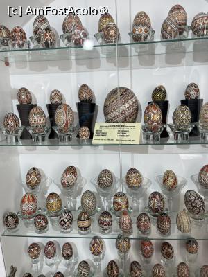 [P14] Muzeul Ouălor Moldovița » foto by Yersinia Pestis
 - 
<span class="allrVoted glyphicon glyphicon-heart hidden" id="av1489119"></span>
<a class="m-l-10 hidden" id="sv1489119" onclick="voting_Foto_DelVot(,1489119,21808)" role="button">șterge vot <span class="glyphicon glyphicon-remove"></span></a>
<a id="v91489119" class=" c-red"  onclick="voting_Foto_SetVot(1489119)" role="button"><span class="glyphicon glyphicon-heart-empty"></span> <b>LIKE</b> = Votează poza</a> <img class="hidden"  id="f1489119W9" src="/imagini/loader.gif" border="0" /><span class="AjErrMes hidden" id="e1489119ErM"></span>
