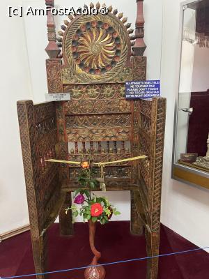 [P18] Mănăstirea Moldovița. Jilțul lui Petru Rareș » foto by Yersinia Pestis
 - 
<span class="allrVoted glyphicon glyphicon-heart hidden" id="av1489123"></span>
<a class="m-l-10 hidden" id="sv1489123" onclick="voting_Foto_DelVot(,1489123,21808)" role="button">șterge vot <span class="glyphicon glyphicon-remove"></span></a>
<a id="v91489123" class=" c-red"  onclick="voting_Foto_SetVot(1489123)" role="button"><span class="glyphicon glyphicon-heart-empty"></span> <b>LIKE</b> = Votează poza</a> <img class="hidden"  id="f1489123W9" src="/imagini/loader.gif" border="0" /><span class="AjErrMes hidden" id="e1489123ErM"></span>