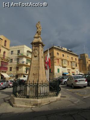 P05 [SEP-2016] Monumentul din Piața Vittoriosa, acolo unde a fost Turnul cu ceas