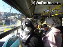 [P37] O noua aparitie in mai toate autobuzele din Istanbul, sunt monitoarele care indica urmatoarea statie si cate statii sunt in total. Autobuz. » foto by TraianS
 - 
<span class="allrVoted glyphicon glyphicon-heart hidden" id="av315914"></span>
<a class="m-l-10 hidden" id="sv315914" onclick="voting_Foto_DelVot(,315914,21951)" role="button">șterge vot <span class="glyphicon glyphicon-remove"></span></a>
<a id="v9315914" class=" c-red"  onclick="voting_Foto_SetVot(315914)" role="button"><span class="glyphicon glyphicon-heart-empty"></span> <b>LIKE</b> = Votează poza</a> <img class="hidden"  id="f315914W9" src="/imagini/loader.gif" border="0" /><span class="AjErrMes hidden" id="e315914ErM"></span>