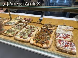 [P21] Catania- Frigittore popolaro. » foto by Yersinia Pestis
 - 
<span class="allrVoted glyphicon glyphicon-heart hidden" id="av1516770"></span>
<a class="m-l-10 hidden" id="sv1516770" onclick="voting_Foto_DelVot(,1516770,22049)" role="button">șterge vot <span class="glyphicon glyphicon-remove"></span></a>
<a id="v91516770" class=" c-red"  onclick="voting_Foto_SetVot(1516770)" role="button"><span class="glyphicon glyphicon-heart-empty"></span> <b>LIKE</b> = Votează poza</a> <img class="hidden"  id="f1516770W9" src="/imagini/loader.gif" border="0" /><span class="AjErrMes hidden" id="e1516770ErM"></span>