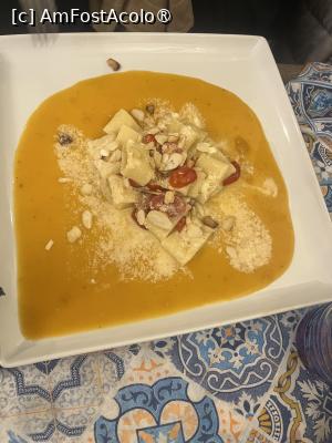 [P06] Catania- A Casa di Pino. Alt fel de paste » foto by Yersinia Pestis
 - 
<span class="allrVoted glyphicon glyphicon-heart hidden" id="av1516755"></span>
<a class="m-l-10 hidden" id="sv1516755" onclick="voting_Foto_DelVot(,1516755,22049)" role="button">șterge vot <span class="glyphicon glyphicon-remove"></span></a>
<a id="v91516755" class=" c-red"  onclick="voting_Foto_SetVot(1516755)" role="button"><span class="glyphicon glyphicon-heart-empty"></span> <b>LIKE</b> = Votează poza</a> <img class="hidden"  id="f1516755W9" src="/imagini/loader.gif" border="0" /><span class="AjErrMes hidden" id="e1516755ErM"></span>