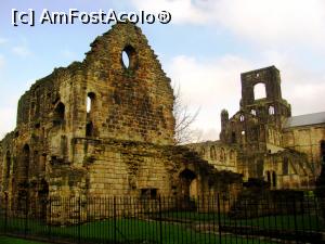 [P34] Kirkstal Abbey » foto by Radu Tudoran
 - 
<span class="allrVoted glyphicon glyphicon-heart hidden" id="av865093"></span>
<a class="m-l-10 hidden" id="sv865093" onclick="voting_Foto_DelVot(,865093,22074)" role="button">șterge vot <span class="glyphicon glyphicon-remove"></span></a>
<a id="v9865093" class=" c-red"  onclick="voting_Foto_SetVot(865093)" role="button"><span class="glyphicon glyphicon-heart-empty"></span> <b>LIKE</b> = Votează poza</a> <img class="hidden"  id="f865093W9" src="/imagini/loader.gif" border="0" /><span class="AjErrMes hidden" id="e865093ErM"></span>