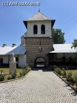 [P19] Mănăstirea Stelea » foto by Yersinia Pestis
 - 
<span class="allrVoted glyphicon glyphicon-heart hidden" id="av1493135"></span>
<a class="m-l-10 hidden" id="sv1493135" onclick="voting_Foto_DelVot(,1493135,22157)" role="button">șterge vot <span class="glyphicon glyphicon-remove"></span></a>
<a id="v91493135" class=" c-red"  onclick="voting_Foto_SetVot(1493135)" role="button"><span class="glyphicon glyphicon-heart-empty"></span> <b>LIKE</b> = Votează poza</a> <img class="hidden"  id="f1493135W9" src="/imagini/loader.gif" border="0" /><span class="AjErrMes hidden" id="e1493135ErM"></span>