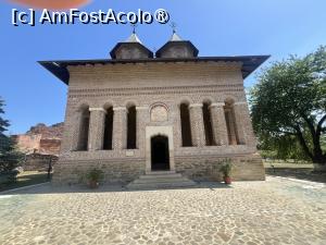 [P08] Biserica Mare Domnească » foto by Yersinia Pestis
 - 
<span class="allrVoted glyphicon glyphicon-heart hidden" id="av1493124"></span>
<a class="m-l-10 hidden" id="sv1493124" onclick="voting_Foto_DelVot(,1493124,22157)" role="button">șterge vot <span class="glyphicon glyphicon-remove"></span></a>
<a id="v91493124" class=" c-red"  onclick="voting_Foto_SetVot(1493124)" role="button"><span class="glyphicon glyphicon-heart-empty"></span> <b>LIKE</b> = Votează poza</a> <img class="hidden"  id="f1493124W9" src="/imagini/loader.gif" border="0" /><span class="AjErrMes hidden" id="e1493124ErM"></span>