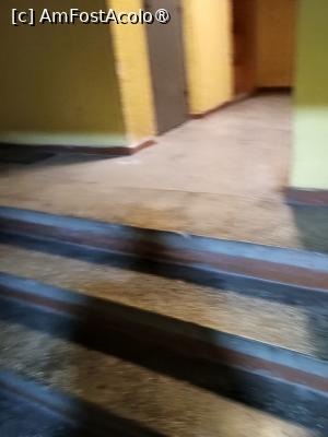 [P04] Treptele până la lift nu aveau balustradă. M-au rupt! » foto by Zoazore
 - 
<span class="allrVoted glyphicon glyphicon-heart hidden" id="av1489569"></span>
<a class="m-l-10 hidden" id="sv1489569" onclick="voting_Foto_DelVot(,1489569,22273)" role="button">șterge vot <span class="glyphicon glyphicon-remove"></span></a>
<a id="v91489569" class=" c-red"  onclick="voting_Foto_SetVot(1489569)" role="button"><span class="glyphicon glyphicon-heart-empty"></span> <b>LIKE</b> = Votează poza</a> <img class="hidden"  id="f1489569W9" src="/imagini/loader.gif" border="0" /><span class="AjErrMes hidden" id="e1489569ErM"></span>