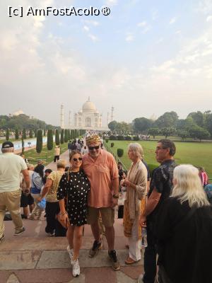 [P16] la mausoleul Taj Mahal » foto by robert
 - 
<span class="allrVoted glyphicon glyphicon-heart hidden" id="av1465614"></span>
<a class="m-l-10 hidden" id="sv1465614" onclick="voting_Foto_DelVot(,1465614,22287)" role="button">șterge vot <span class="glyphicon glyphicon-remove"></span></a>
<a id="v91465614" class=" c-red"  onclick="voting_Foto_SetVot(1465614)" role="button"><span class="glyphicon glyphicon-heart-empty"></span> <b>LIKE</b> = Votează poza</a> <img class="hidden"  id="f1465614W9" src="/imagini/loader.gif" border="0" /><span class="AjErrMes hidden" id="e1465614ErM"></span>