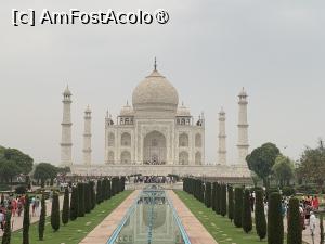 P21 [APR-2024] Taj Mahal
