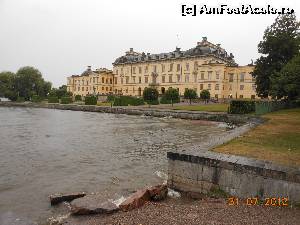 [P01] Palatul Drottningholm - reşedinţa permanentă a familiei regale suedeze.  » foto by iulianic
 - 
<span class="allrVoted glyphicon glyphicon-heart hidden" id="av581382"></span>
<a class="m-l-10 hidden" id="sv581382" onclick="voting_Foto_DelVot(,581382,22348)" role="button">șterge vot <span class="glyphicon glyphicon-remove"></span></a>
<a id="v9581382" class=" c-red"  onclick="voting_Foto_SetVot(581382)" role="button"><span class="glyphicon glyphicon-heart-empty"></span> <b>LIKE</b> = Votează poza</a> <img class="hidden"  id="f581382W9" src="/imagini/loader.gif" border="0" /><span class="AjErrMes hidden" id="e581382ErM"></span>