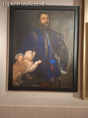 [P04] Atriumul: tabloul înfățișându-l pe Federico II Gonzaga (copie după Tițian) » foto by Carmen Ion
 - 
<span class="allrVoted glyphicon glyphicon-heart hidden" id="av1547087"></span>
<a class="m-l-10 hidden" id="sv1547087" onclick="voting_Foto_DelVot(,1547087,22402)" role="button">șterge vot <span class="glyphicon glyphicon-remove"></span></a>
<a id="v91547087" class=" c-red"  onclick="voting_Foto_SetVot(1547087)" role="button"><span class="glyphicon glyphicon-heart-empty"></span> <b>LIKE</b> = Votează poza</a> <img class="hidden"  id="f1547087W9" src="/imagini/loader.gif" border="0" /><span class="AjErrMes hidden" id="e1547087ErM"></span>