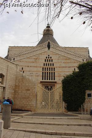P05 [FEB-2018] Nazareth, Biserica Bunavestire Catolică, Intrarea în curte se face prin lateral stânga