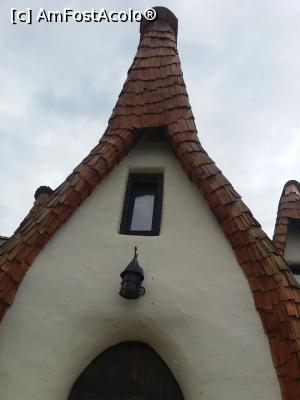 [P09] Tuguiul de deasupra usii » foto by vulpe mihaela
 - 
<span class="allrVoted glyphicon glyphicon-heart hidden" id="av1086760"></span>
<a class="m-l-10 hidden" id="sv1086760" onclick="voting_Foto_DelVot(,1086760,22464)" role="button">șterge vot <span class="glyphicon glyphicon-remove"></span></a>
<a id="v91086760" class=" c-red"  onclick="voting_Foto_SetVot(1086760)" role="button"><span class="glyphicon glyphicon-heart-empty"></span> <b>LIKE</b> = Votează poza</a> <img class="hidden"  id="f1086760W9" src="/imagini/loader.gif" border="0" /><span class="AjErrMes hidden" id="e1086760ErM"></span>