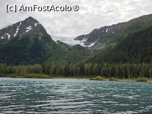 [P30] vedere spre ghețar » foto by robert
 - 
<span class="allrVoted glyphicon glyphicon-heart hidden" id="av1504448"></span>
<a class="m-l-10 hidden" id="sv1504448" onclick="voting_Foto_DelVot(,1504448,22465)" role="button">șterge vot <span class="glyphicon glyphicon-remove"></span></a>
<a id="v91504448" class=" c-red"  onclick="voting_Foto_SetVot(1504448)" role="button"><span class="glyphicon glyphicon-heart-empty"></span> <b>LIKE</b> = Votează poza</a> <img class="hidden"  id="f1504448W9" src="/imagini/loader.gif" border="0" /><span class="AjErrMes hidden" id="e1504448ErM"></span>