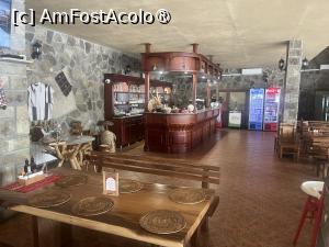 [P07] Restaurant Dobrevski, interior. Barul » foto by Yersinia Pestis
 - 
<span class="allrVoted glyphicon glyphicon-heart hidden" id="av1548688"></span>
<a class="m-l-10 hidden" id="sv1548688" onclick="voting_Foto_DelVot(,1548688,22555)" role="button">șterge vot <span class="glyphicon glyphicon-remove"></span></a>
<a id="v91548688" class=" c-red"  onclick="voting_Foto_SetVot(1548688)" role="button"><span class="glyphicon glyphicon-heart-empty"></span> <b>LIKE</b> = Votează poza</a> <img class="hidden"  id="f1548688W9" src="/imagini/loader.gif" border="0" /><span class="AjErrMes hidden" id="e1548688ErM"></span>