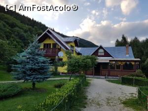 [P16] Restaurantul Păstrăvăriei Nămăiești - câțiva pași prin curtea locației.  » foto by Floryn81
 - 
<span class="allrVoted glyphicon glyphicon-heart hidden" id="av1105168"></span>
<a class="m-l-10 hidden" id="sv1105168" onclick="voting_Foto_DelVot(,1105168,22572)" role="button">șterge vot <span class="glyphicon glyphicon-remove"></span></a>
<a id="v91105168" class=" c-red"  onclick="voting_Foto_SetVot(1105168)" role="button"><span class="glyphicon glyphicon-heart-empty"></span> <b>LIKE</b> = Votează poza</a> <img class="hidden"  id="f1105168W9" src="/imagini/loader.gif" border="0" /><span class="AjErrMes hidden" id="e1105168ErM"></span>