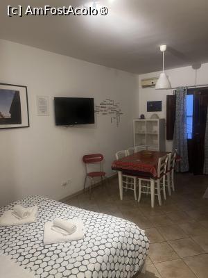 [P21] Catania- Casa Uzeda » foto by Yersinia Pestis
 - 
<span class="allrVoted glyphicon glyphicon-heart hidden" id="av1517105"></span>
<a class="m-l-10 hidden" id="sv1517105" onclick="voting_Foto_DelVot(,1517105,22614)" role="button">șterge vot <span class="glyphicon glyphicon-remove"></span></a>
<a id="v91517105" class=" c-red"  onclick="voting_Foto_SetVot(1517105)" role="button"><span class="glyphicon glyphicon-heart-empty"></span> <b>LIKE</b> = Votează poza</a> <img class="hidden"  id="f1517105W9" src="/imagini/loader.gif" border="0" /><span class="AjErrMes hidden" id="e1517105ErM"></span>