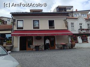 [P01] Ohrid, Restaurantul Sf. Sofia, Intrarea » foto by mprofeanu
 - 
<span class="allrVoted glyphicon glyphicon-heart hidden" id="av1540109"></span>
<a class="m-l-10 hidden" id="sv1540109" onclick="voting_Foto_DelVot(,1540109,22630)" role="button">șterge vot <span class="glyphicon glyphicon-remove"></span></a>
<a id="v91540109" class=" c-red"  onclick="voting_Foto_SetVot(1540109)" role="button"><span class="glyphicon glyphicon-heart-empty"></span> <b>LIKE</b> = Votează poza</a> <img class="hidden"  id="f1540109W9" src="/imagini/loader.gif" border="0" /><span class="AjErrMes hidden" id="e1540109ErM"></span>