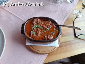 [P10] Ohrid, Restaurantul Sf. Sofia, Masa noastră, Porc la tavă » foto by mprofeanu
 - 
<span class="allrVoted glyphicon glyphicon-heart hidden" id="av1540118"></span>
<a class="m-l-10 hidden" id="sv1540118" onclick="voting_Foto_DelVot(,1540118,22630)" role="button">șterge vot <span class="glyphicon glyphicon-remove"></span></a>
<a id="v91540118" class=" c-red"  onclick="voting_Foto_SetVot(1540118)" role="button"><span class="glyphicon glyphicon-heart-empty"></span> <b>LIKE</b> = Votează poza</a> <img class="hidden"  id="f1540118W9" src="/imagini/loader.gif" border="0" /><span class="AjErrMes hidden" id="e1540118ErM"></span>