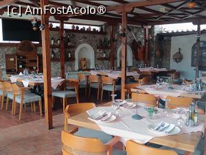 [P03] Ohrid, Restaurantul Sf. Sofia, Terasa foarte liberă la acea oră » foto by mprofeanu
 - 
<span class="allrVoted glyphicon glyphicon-heart hidden" id="av1540111"></span>
<a class="m-l-10 hidden" id="sv1540111" onclick="voting_Foto_DelVot(,1540111,22630)" role="button">șterge vot <span class="glyphicon glyphicon-remove"></span></a>
<a id="v91540111" class=" c-red"  onclick="voting_Foto_SetVot(1540111)" role="button"><span class="glyphicon glyphicon-heart-empty"></span> <b>LIKE</b> = Votează poza</a> <img class="hidden"  id="f1540111W9" src="/imagini/loader.gif" border="0" /><span class="AjErrMes hidden" id="e1540111ErM"></span>