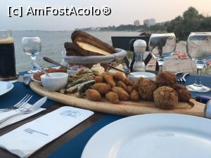 [P19] good food with a view » foto by Adina - addcont
 - 
<span class="allrVoted glyphicon glyphicon-heart hidden" id="av773118"></span>
<a class="m-l-10 hidden" id="sv773118" onclick="voting_Foto_DelVot(,773118,22681)" role="button">șterge vot <span class="glyphicon glyphicon-remove"></span></a>
<a id="v9773118" class=" c-red"  onclick="voting_Foto_SetVot(773118)" role="button"><span class="glyphicon glyphicon-heart-empty"></span> <b>LIKE</b> = Votează poza</a> <img class="hidden"  id="f773118W9" src="/imagini/loader.gif" border="0" /><span class="AjErrMes hidden" id="e773118ErM"></span>