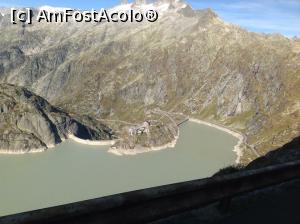 [P16] Lacul Grimsel
Cu restaurantul si statia telecabinei de orcare spre Oberaar, ghetarul ascuns » foto by Mete
 - 
<span class="allrVoted glyphicon glyphicon-heart hidden" id="av905147"></span>
<a class="m-l-10 hidden" id="sv905147" onclick="voting_Foto_DelVot(,905147,22781)" role="button">șterge vot <span class="glyphicon glyphicon-remove"></span></a>
<a id="v9905147" class=" c-red"  onclick="voting_Foto_SetVot(905147)" role="button"><span class="glyphicon glyphicon-heart-empty"></span> <b>LIKE</b> = Votează poza</a> <img class="hidden"  id="f905147W9" src="/imagini/loader.gif" border="0" /><span class="AjErrMes hidden" id="e905147ErM"></span>