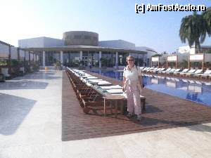 [P16] iar piscina din fata restaurantului, isi astepta clientii » foto by grecudoina
 - 
<span class="allrVoted glyphicon glyphicon-heart hidden" id="av398961"></span>
<a class="m-l-10 hidden" id="sv398961" onclick="voting_Foto_DelVot(,398961,22927)" role="button">șterge vot <span class="glyphicon glyphicon-remove"></span></a>
<a id="v9398961" class=" c-red"  onclick="voting_Foto_SetVot(398961)" role="button"><span class="glyphicon glyphicon-heart-empty"></span> <b>LIKE</b> = Votează poza</a> <img class="hidden"  id="f398961W9" src="/imagini/loader.gif" border="0" /><span class="AjErrMes hidden" id="e398961ErM"></span>