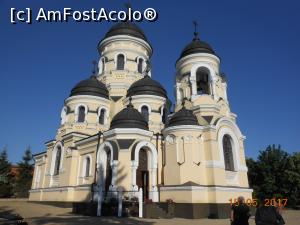 [P10] Mănăstirea Căpriana - Biserica nouă construită în stil rusesc.  » foto by iulianic
 - 
<span class="allrVoted glyphicon glyphicon-heart hidden" id="av861846"></span>
<a class="m-l-10 hidden" id="sv861846" onclick="voting_Foto_DelVot(,861846,23037)" role="button">șterge vot <span class="glyphicon glyphicon-remove"></span></a>
<a id="v9861846" class=" c-red"  onclick="voting_Foto_SetVot(861846)" role="button"><span class="glyphicon glyphicon-heart-empty"></span> <b>LIKE</b> = Votează poza</a> <img class="hidden"  id="f861846W9" src="/imagini/loader.gif" border="0" /><span class="AjErrMes hidden" id="e861846ErM"></span>