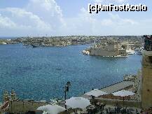 P12 [SEP-2010] Malta - Terasa cu vedere la mare si o parte din oras.