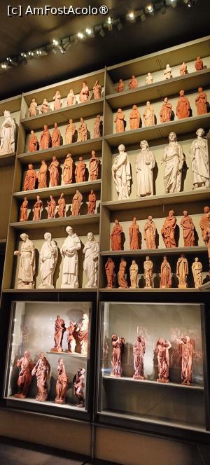 [P19] Sala „Camposanto” (modele din ipsos sau teracotă). » foto by tata123 🔱
 - 
<span class="allrVoted glyphicon glyphicon-heart hidden" id="av1485591"></span>
<a class="m-l-10 hidden" id="sv1485591" onclick="voting_Foto_DelVot(,1485591,23064)" role="button">șterge vot <span class="glyphicon glyphicon-remove"></span></a>
<a id="v91485591" class=" c-red"  onclick="voting_Foto_SetVot(1485591)" role="button"><span class="glyphicon glyphicon-heart-empty"></span> <b>LIKE</b> = Votează poza</a> <img class="hidden"  id="f1485591W9" src="/imagini/loader.gif" border="0" /><span class="AjErrMes hidden" id="e1485591ErM"></span>