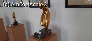 [P24] Bârlad, Pavilionul Expozițional „Marcel Guguianu”, Pieta creație Marcel Guguianu, sala trei de la parter » foto by mprofeanu
 - 
<span class="allrVoted glyphicon glyphicon-heart hidden" id="av1477873"></span>
<a class="m-l-10 hidden" id="sv1477873" onclick="voting_Foto_DelVot(,1477873,23117)" role="button">șterge vot <span class="glyphicon glyphicon-remove"></span></a>
<a id="v91477873" class=" c-red"  onclick="voting_Foto_SetVot(1477873)" role="button"><span class="glyphicon glyphicon-heart-empty"></span> <b>LIKE</b> = Votează poza</a> <img class="hidden"  id="f1477873W9" src="/imagini/loader.gif" border="0" /><span class="AjErrMes hidden" id="e1477873ErM"></span>