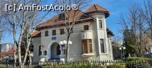 [P04] Bârlad, Oficiul de Stare Civilă lângă  Apartament Elena, cazarea noastră » foto by mprofeanu
 - 
<span class="allrVoted glyphicon glyphicon-heart hidden" id="av1477853"></span>
<a class="m-l-10 hidden" id="sv1477853" onclick="voting_Foto_DelVot(,1477853,23117)" role="button">șterge vot <span class="glyphicon glyphicon-remove"></span></a>
<a id="v91477853" class=" c-red"  onclick="voting_Foto_SetVot(1477853)" role="button"><span class="glyphicon glyphicon-heart-empty"></span> <b>LIKE</b> = Votează poza</a> <img class="hidden"  id="f1477853W9" src="/imagini/loader.gif" border="0" /><span class="AjErrMes hidden" id="e1477853ErM"></span>