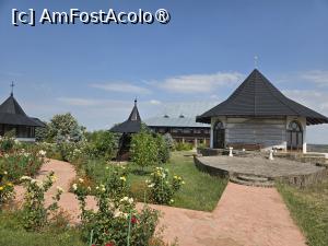 [P26] Mănăstirea Alexandru Vlahuță » foto by adso
 - 
<span class="allrVoted glyphicon glyphicon-heart hidden" id="av1542381"></span>
<a class="m-l-10 hidden" id="sv1542381" onclick="voting_Foto_DelVot(,1542381,23117)" role="button">șterge vot <span class="glyphicon glyphicon-remove"></span></a>
<a id="v91542381" class=" c-red"  onclick="voting_Foto_SetVot(1542381)" role="button"><span class="glyphicon glyphicon-heart-empty"></span> <b>LIKE</b> = Votează poza</a> <img class="hidden"  id="f1542381W9" src="/imagini/loader.gif" border="0" /><span class="AjErrMes hidden" id="e1542381ErM"></span>